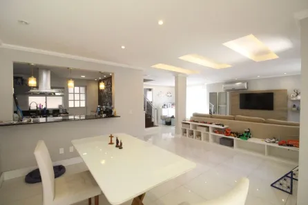 Casa de Condomínio com 4 Quartos à venda, 260m² no Anil, Rio de Janeiro