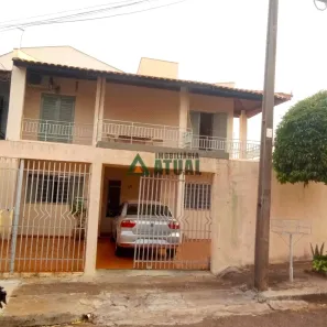 Casa com 3 Quartos à venda, 163m² no Pinheiros, Londrina