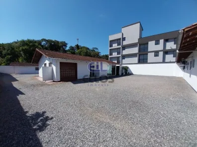 Imóvel Comercial para alugar, 127m² no Anita Garibaldi, Joinville