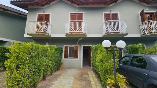Sobrado com 2 Quartos para alugar, 117m² no Centro, Atibaia