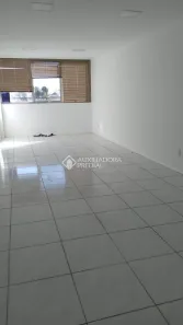 Sala Comercial à venda, 42m² no Floresta, Porto Alegre