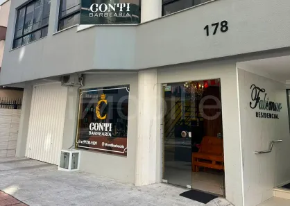 Sala Comercial à venda, 80m² no Centro, Balneário Camboriú