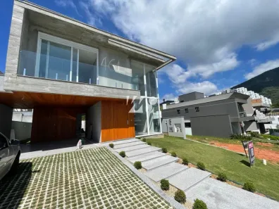 Casa com 4 Quartos à venda, 331m² no Pedra Branca, Palhoça
