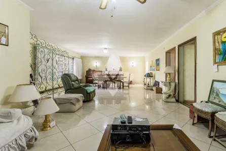 Casa com 4 Quartos à venda, 511m² no Chácara das Pedras, Porto Alegre