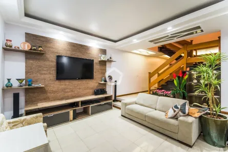 Casa com 8 Quartos à venda, 320m² no Saúde, São Paulo
