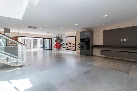 Casa com 3 Quartos à venda, 500m² no Jardim Europa, São Paulo