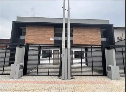 Sobrado com 2 Quartos à venda, 65m² no Ulysses Guimarães, Joinville