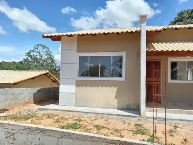 Casa de Condomínio com 2 Quartos à venda, 69m² no Arcozelo, Paty do Alferes