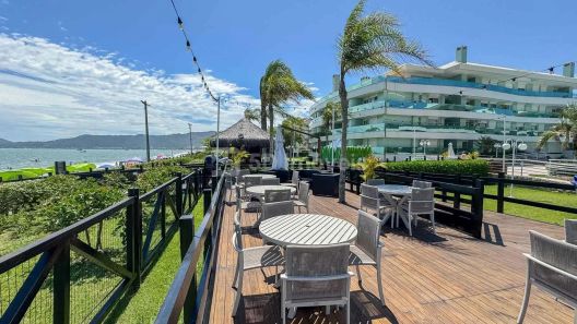 Apartamento com 4 Quartos à venda, 132m² no Canasvieiras, Florianópolis