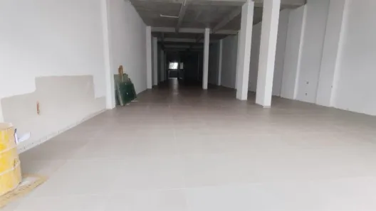 Sala Comercial para alugar, 740m² no Sanvitto, Caxias do Sul
