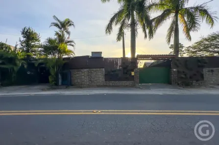 Ponto Comercial para alugar, 234m² no Barra da Lagoa, Florianópolis