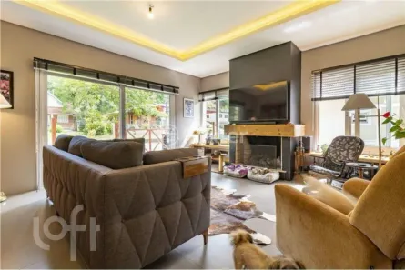 Casa com 3 Quartos à venda, 180m² no Mato Queimado, Gramado