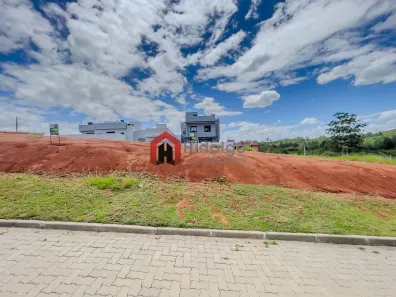 Lote/Terreno à venda, 180m² no Cocão, Viamão