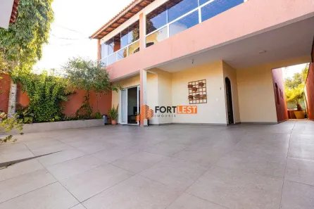 Casa com 4 Quartos à venda, 238m² no Belmira Novaes, Peruíbe