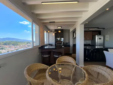 Apartamento com 4 Quartos à venda, 304m² no Vila Viotto, Jundiaí