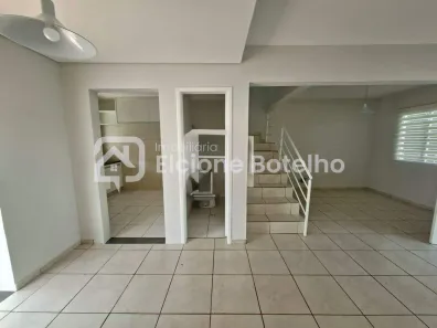 Casa de Condomínio com 3 Quartos para alugar, 120m² no Jardim Sul, Uberlândia