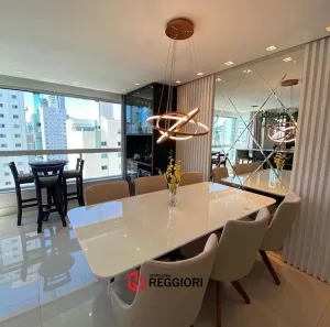 Apartamento com 3 Quartos à venda, 130m² no Centro, Balneário Camboriú