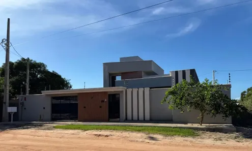 Casa com 3 Quartos à venda, 171m² no Verdes Mares, Rio das Ostras