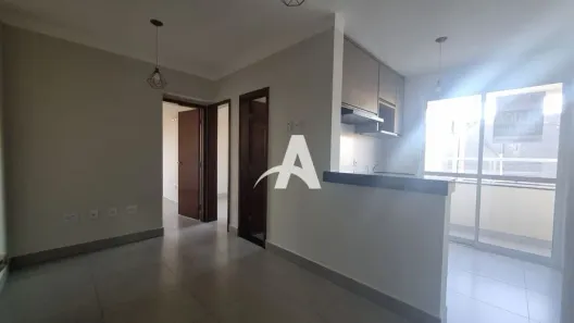 Apartamento com 2 Quartos para alugar, 55m² no Segismundo Pereira, Uberlândia