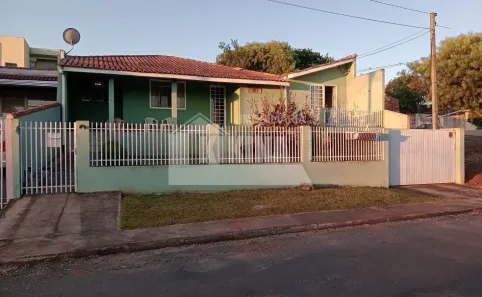 Casa com 3 Quartos à venda, 170m² no Uvaranas, Ponta Grossa