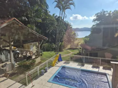 Casa de Condomínio com 3 Quartos à venda, 180m² no Represa, Ribeirão Pires