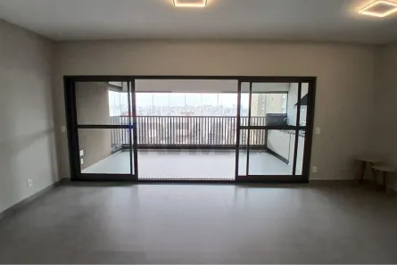 Apartamento com 3 Quartos para alugar, 132m² no Vila Gumercindo, São Paulo
