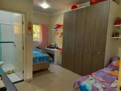 Fazenda/Sítio com 3 Quartos à venda, 270m² no Condomínio Lagoinha, Jacareí