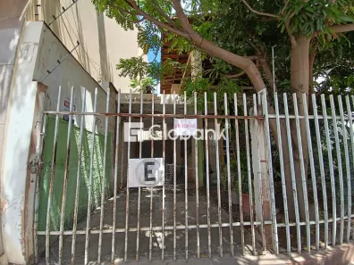 Lote/Terreno à venda, 342m² no Centro, Montes Claros