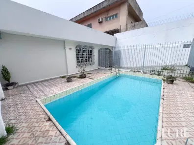Casa com 3 Quartos à venda, 294m² no Lagoa Nova, Natal