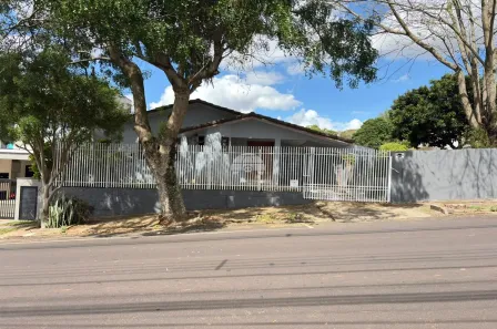 Casa com 4 Quartos à venda, 140m² no La Salle, Pato Branco