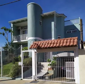 Sobrado com 4 Quartos à venda, 247m² no Partenon, Porto Alegre