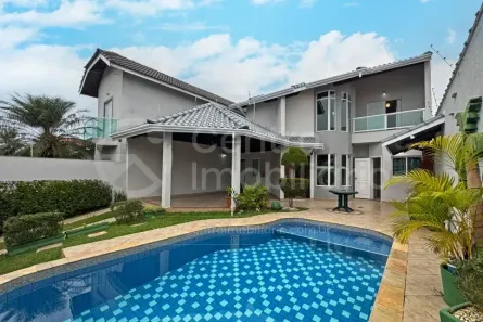 Casa com 3 Quartos à venda, 195m² no Parque Balneario Oasis, Peruíbe