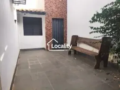 Casa de Condomínio com 2 Quartos para alugar, 143m² no Recreio dos Bandeirantes, Uberaba