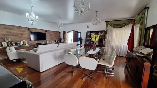 Casa com 3 Quartos à venda, 360m² no Jardim Universo, Mogi das Cruzes