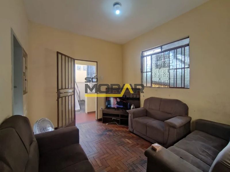 Casa com 5 quartos — Ipiranga, Belo Horizonte