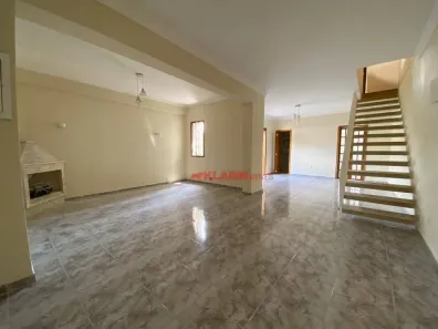 Sobrado com 3 Quartos para alugar, 220m² no Vila Monumento, São Paulo