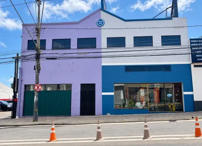 Ponto Comercial à venda, 790m² no Centro, Botucatu