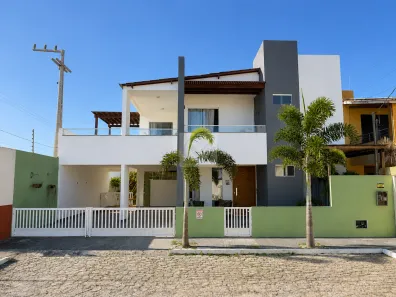 Casa de Condomínio com 3 Quartos para alugar, 237m² no Atalaia, Aracaju