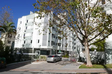 Apartamento com 3 Quartos para alugar, 233m² no Carvoeira, Florianópolis