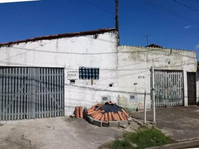 Casa com 2 Quartos à venda, 80m² no Jardim Samoa, Mongaguá