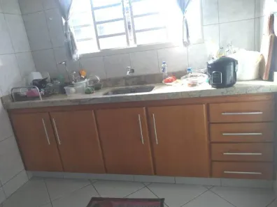 Casa com 2 Quartos à venda, 147m² no Vila Queiroz, Limeira