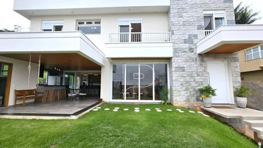 Casa de Condomínio com 5 Quartos à venda, 281m² no Jardim Indaiá, Embu das Artes