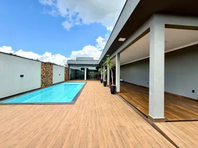 Casa com 3 Quartos à venda, 380m² no , Jardinópolis
