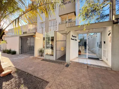 Apartamento com 2 Quartos à venda, 52m² no Zona 07, Maringá