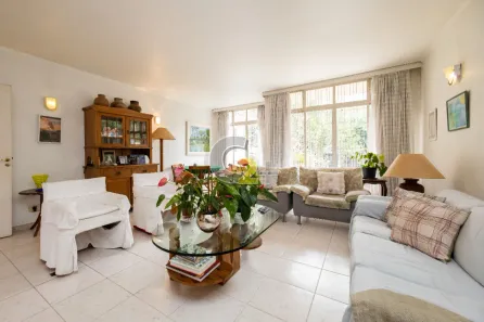 Sobrado com 5 Quartos à venda, 256m² no Vila Madalena, São Paulo