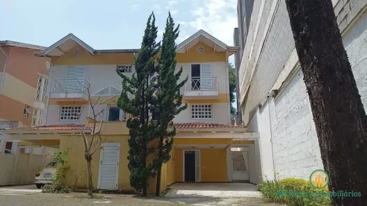 Casa com 3 Quartos à venda, 221m² no Granja Viana, Cotia
