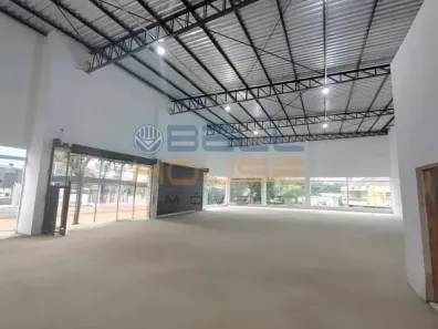Ponto Comercial para alugar, 396m² no Vila Scarpelli, Santo André