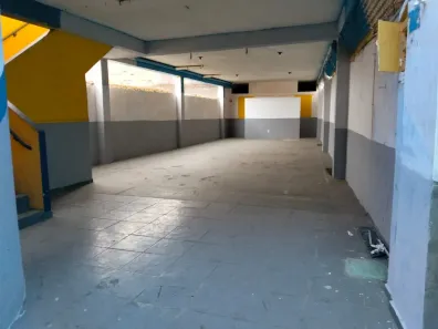 Galpão/Depósito/Armazém com 6 Quartos para alugar, 350m² no Vila Jacuí, São Paulo