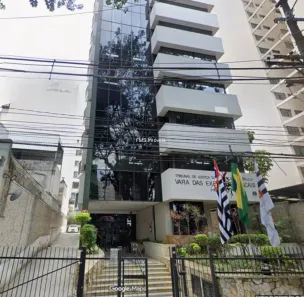 Prédio Comercial para alugar, 1989m² no Liberdade, São Paulo