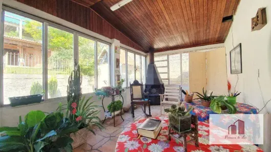 Casa com 3 Quartos à venda, 300m² no Tristeza, Porto Alegre